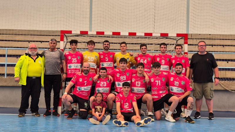 El Sénior del Handbol Nules logra una victoria clave y lidera un fin de semana de grandes resultados para el club