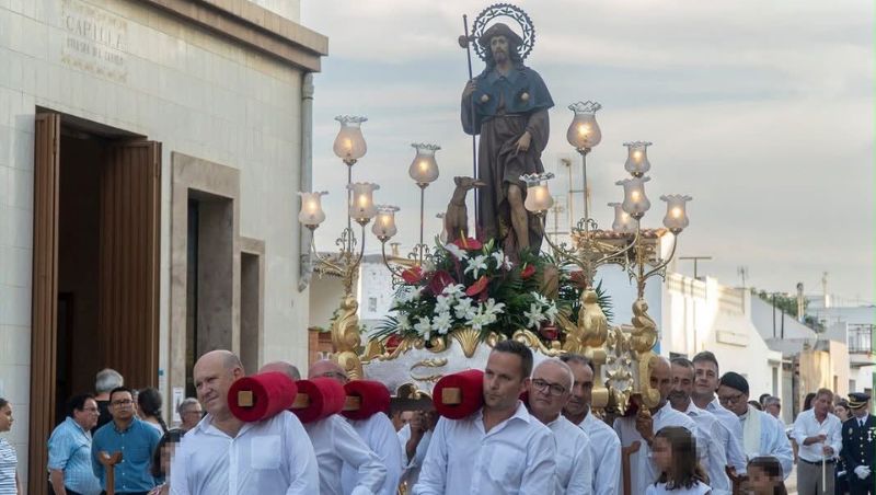 Nules despide las Fiestas de Sant Roc 2026 con un espectacular castillo de fuegos artificiales tras dos semanas repletas de actividades deportivas, culturales y taurinas
