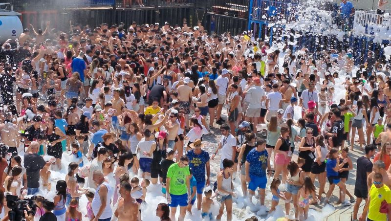 Nules repartirá miles de pañuelos para promocionar sus fiestas patronales